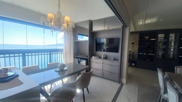 Frente mar mobiliado e decorado