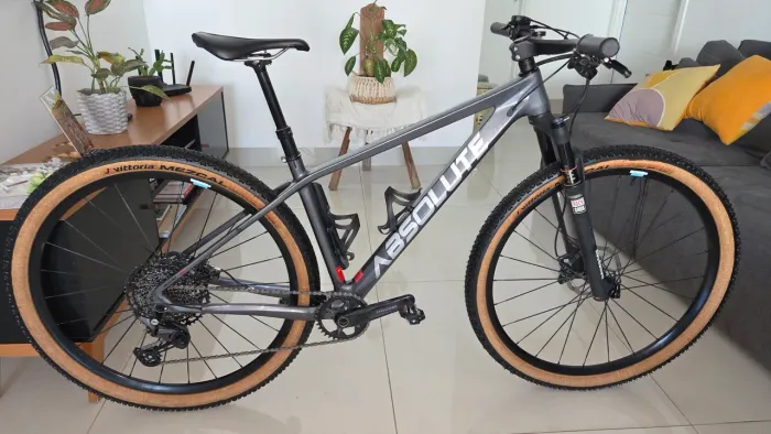 Bike MTB Absolute Carbono Tamanho M