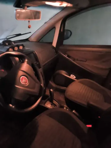 Fiat Idea Adv./ Adv.lock.dualogic 1.8 Flex 5P 2013