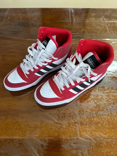 Tênis da Adidas