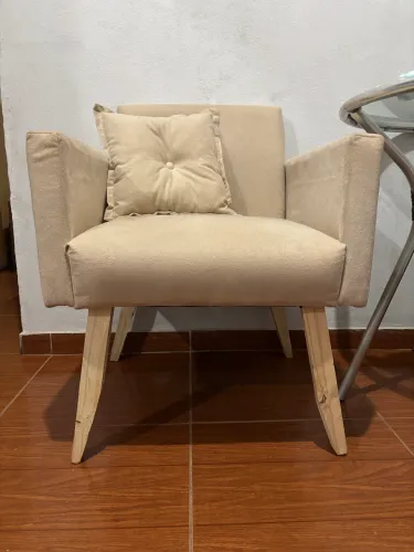 Poltrona macia e confortável