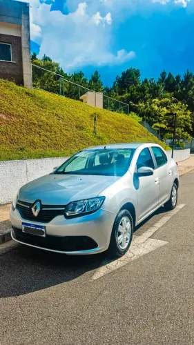 RENAULT LOGAN 2017/2018 - PRATA - IMPECÁVEL