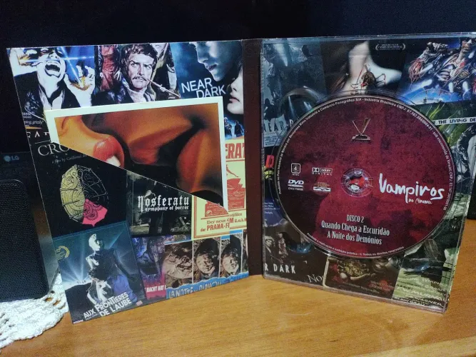 Dvd Quando chega a escuridão e A noite dos demônios 