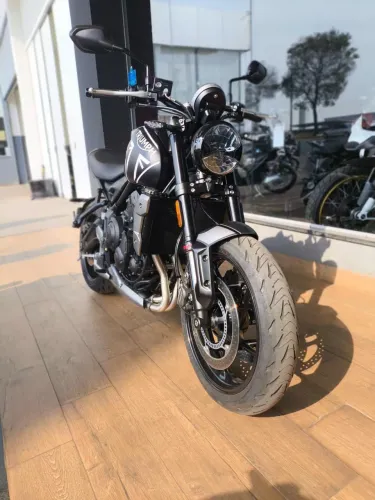 Impecável: Trident 660 2023 | Baixa KM | Quickshifter Triumph