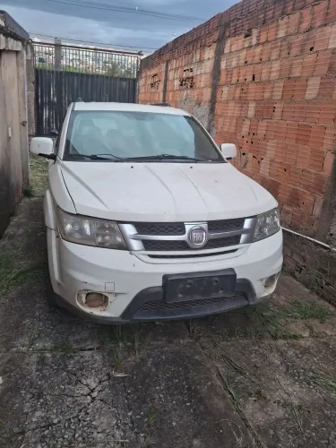 Sucata de Fiat Freemont 2012 2.4 16 válvulas vendo todas as peças