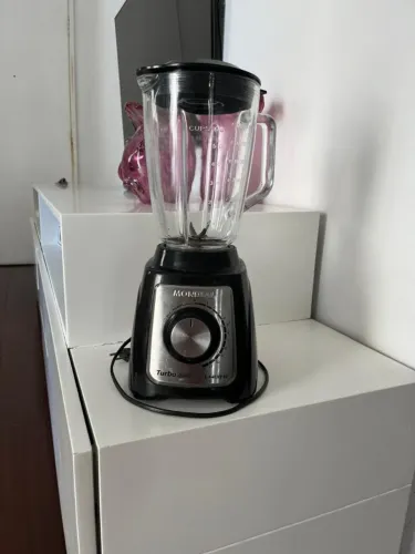Vendo liquidificador de vidro seminovo