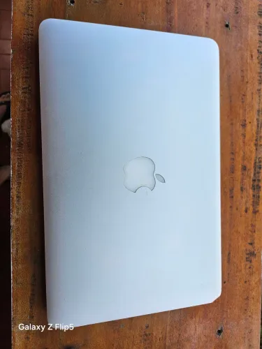 MacBook Air 11.6 polegadas
