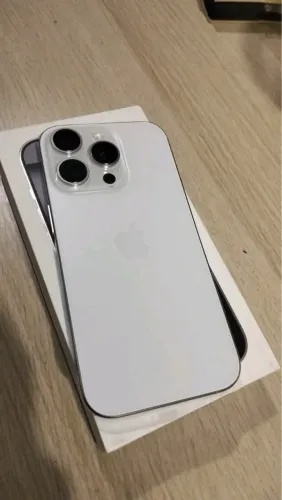 iPhone 16 pro 