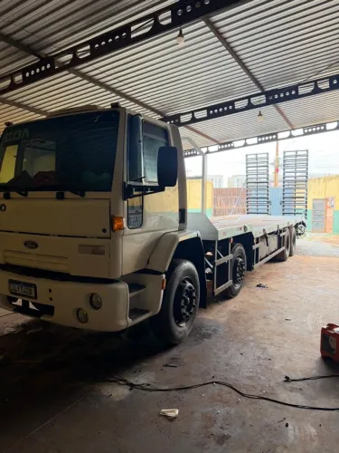 FORD CARGO 4331 BITRUCK COM PLATAFORMA - PRONTO PARA TRABALHAR