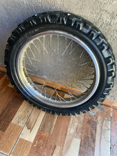 PNEUS DE MOTO
