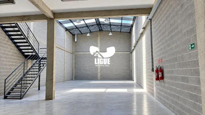 Galpão 320m² Capuava Mauá