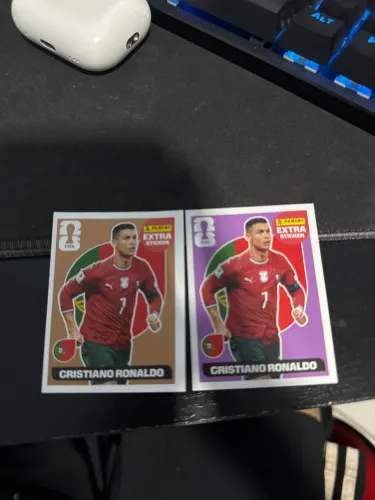 Duas Figurinhas Lengend do Cristiano Ronaldo