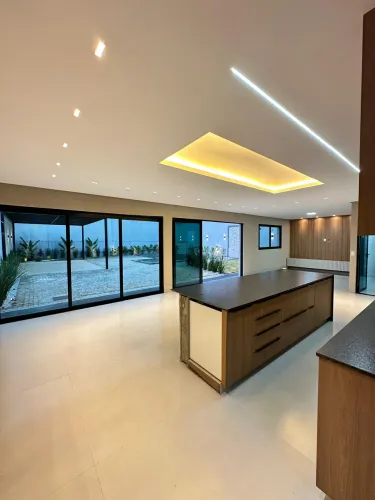 Sobrado, Completo em Marcenaria, 4 suítes , 520 m2 lote
