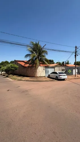 Alugo casa no Setor Santa Barbara