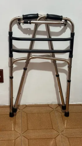 Andador Adulto