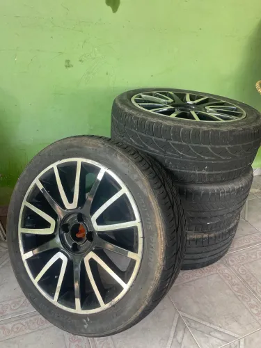 Rodas 17 da Fiat