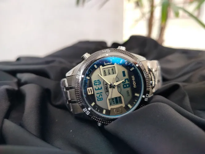 Relógio Original In-Hou - Caixa e pulseira em aço, AnaDigi.