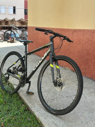 Caloi City Tour Sport 2021 Aro 700.