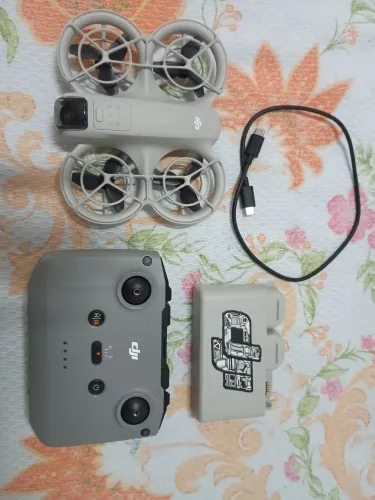 Vendo um Drone DJI NEO