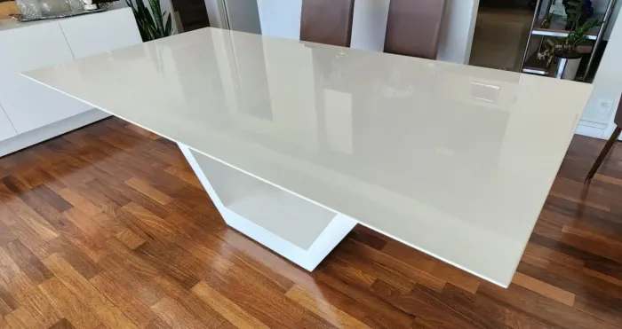 Linda mesa de jantar resina branca 2,00mx1,00m