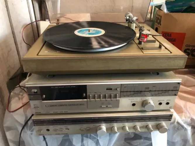 Som mecanico Philips leia anuncio