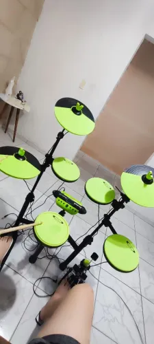 Bateria eletronica cs odery. Super conservada!