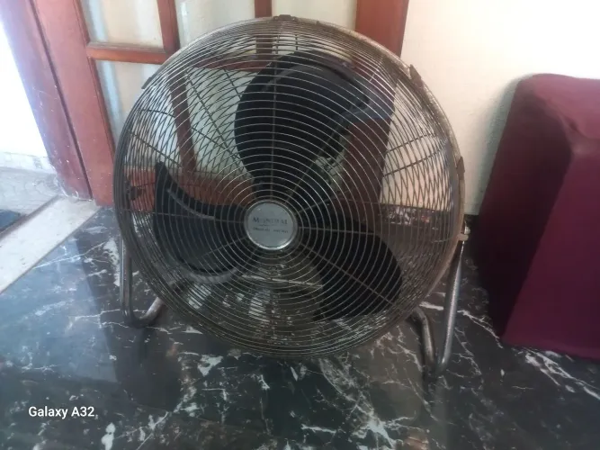 Circulador mondial v90 200w
