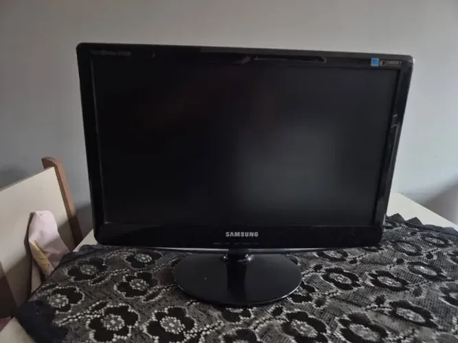 Monitor Samsung Seminovos Perfeito Estado - Ideal para Segunda Tela e Home Office