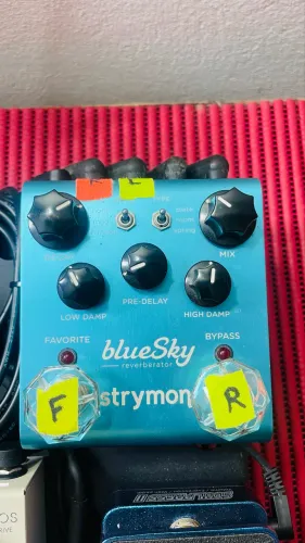 Pedal strymon bluesky reverb