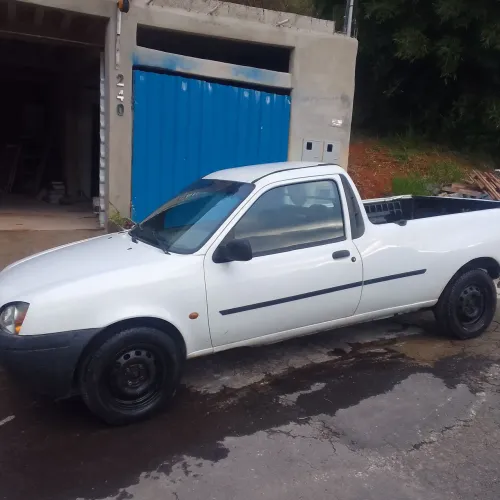 Ford Courier 1.6 L/ 1.6 Flex 2011