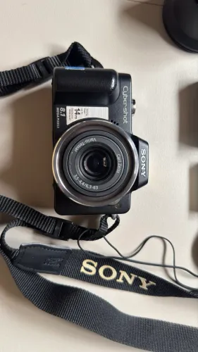 Câmera fotográfica Sony Cyber-shot DSC-H3