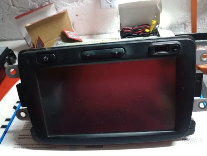Media nav , rádio original da Renault possuo 2 para vender 