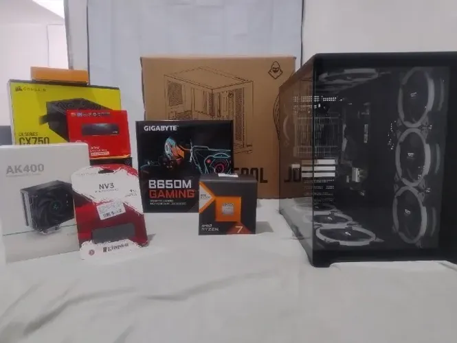 PC Gamer Ryzen 7 7800X3D | 32GB DDR5