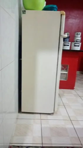 Geladeira de uma porta