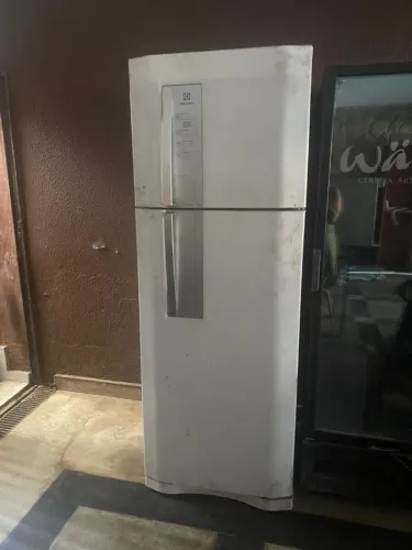 Geladeira Eletrolux 459L