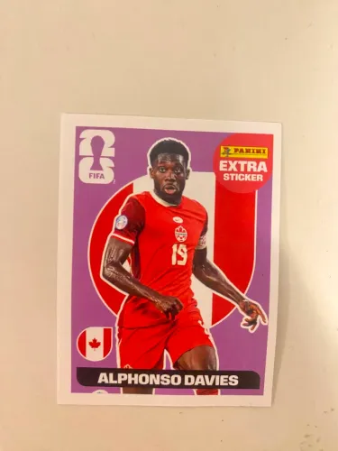 Alphonso Davies - Lilás - Figurinha da copa