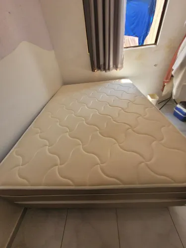 Cama