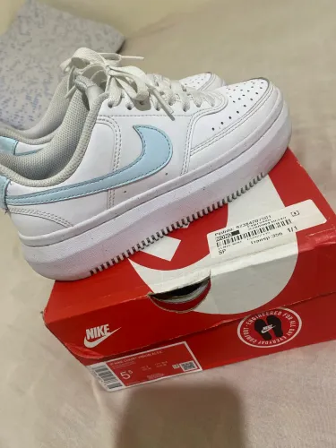Tênis Nike