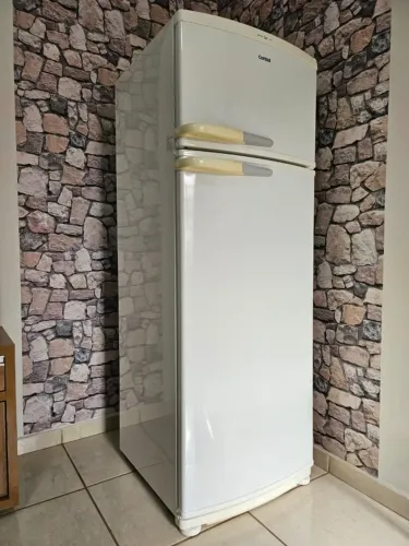 Geladeira Consul 360l, 220v