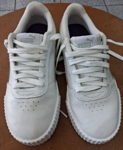 Tenis puma original couro 35 em. Perfeito estado novinho lindo