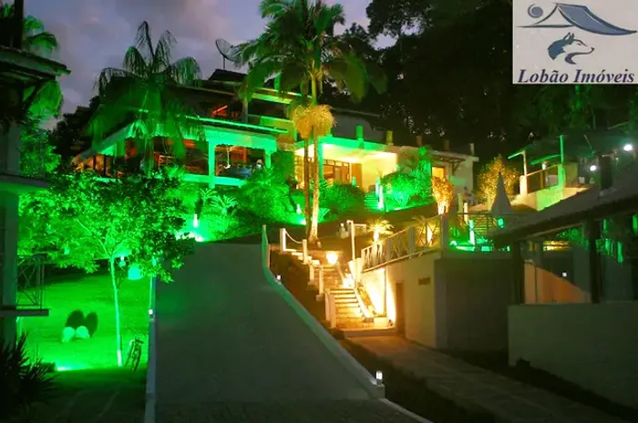 Belíssima casa toda mobiliada no Centro de Penedo, Itatiaia RJ