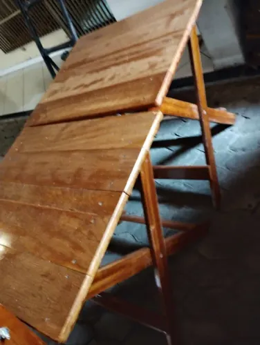 Mesa dobrável de madeira (preço por unidade)