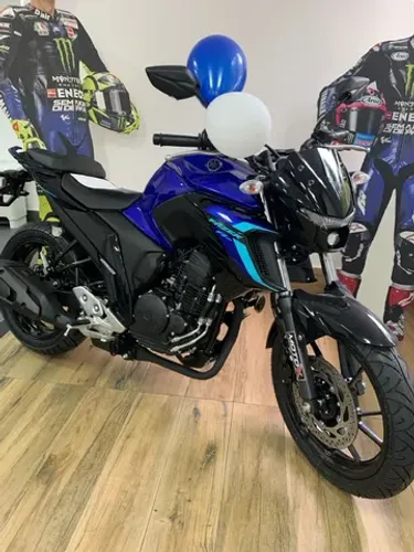 FAZER FZ25 250 - PRONTA ENTREGA (Moisés)