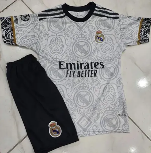 Conjunto time de futebol infantil Real Madrid