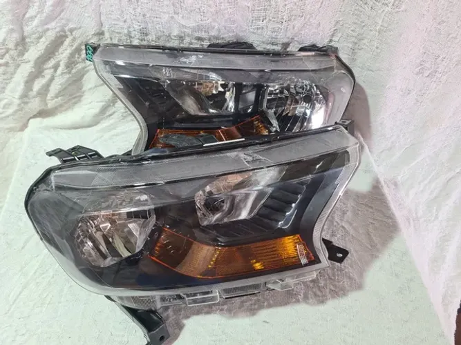 Par farol ranger 2017/22 máscara Negra