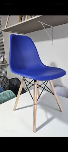 Cadeira Eames Eiffel novas 