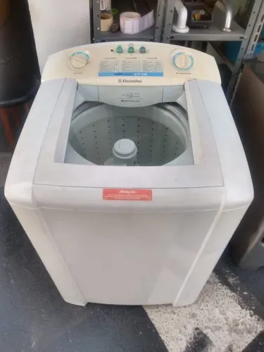 Máquina de lavar roupas 12kg
