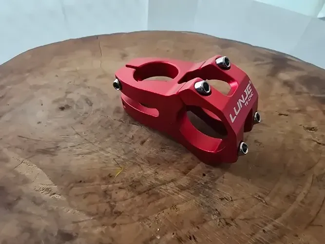 Avanço VERMELHO- Mesinha Curta - Guidão 31.8mm x 45mm (FABRICANTE: LUNJE)