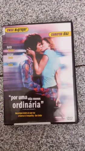 Por Uma Vida Menos Ordinária