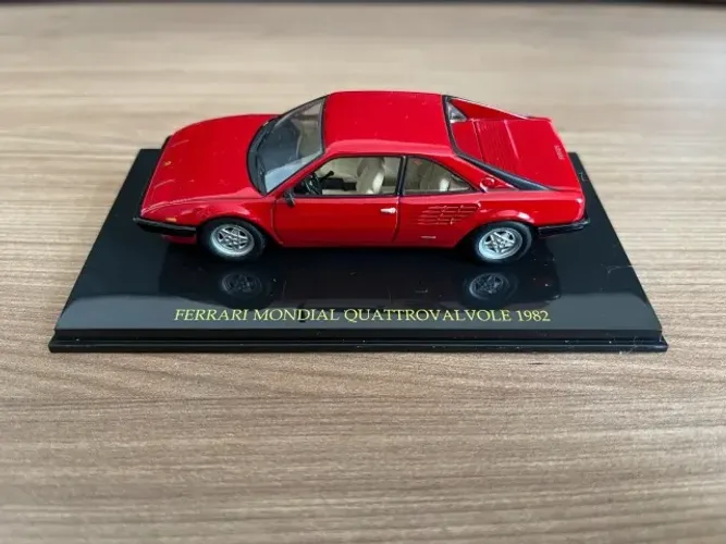 Ferrari Collection - Ferrari Mondial Quattrovavole (Sem Acrílico)